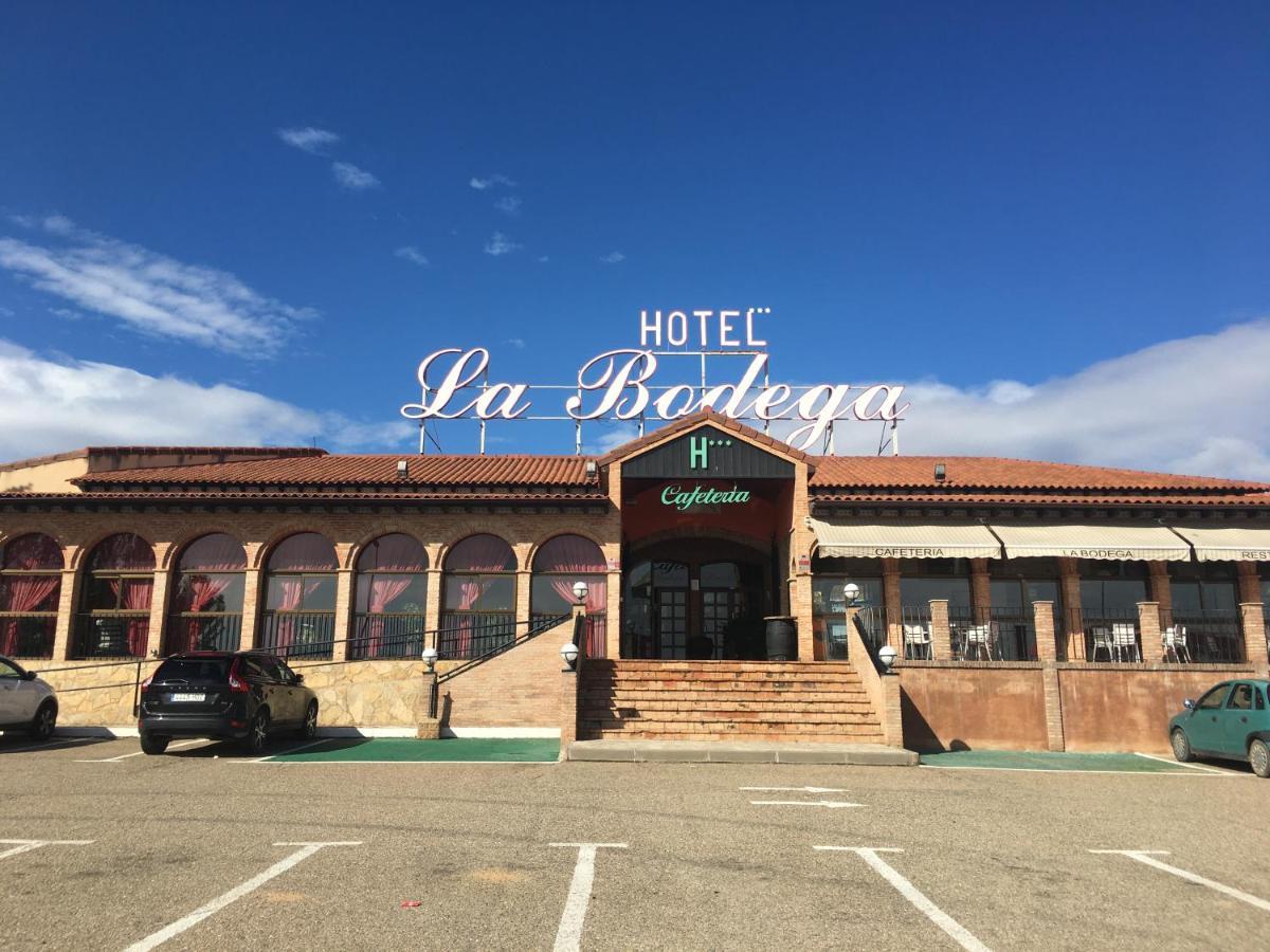 Hotel La Bodega 拉·阿尔穆尼亚·多纳·G 外观 照片